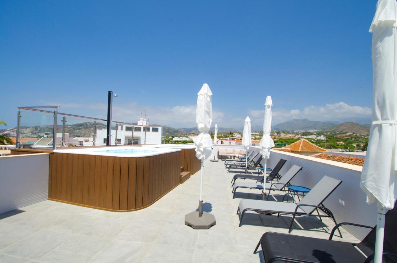 Готель Nerja-Centro-Jacuzzi- Mirador De La Ermita- Adults Recommended Екстер'єр фото